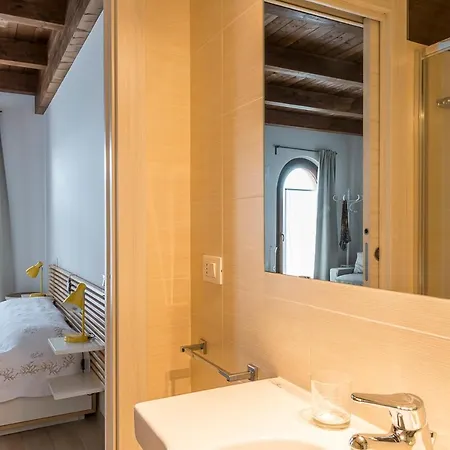 Torre Della Loggia - Dimora Storica - 3* Ortona
