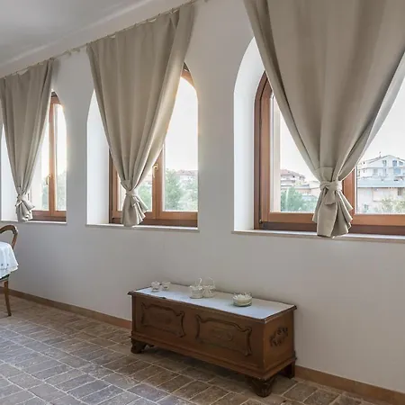 Torre Della Loggia - Dimora Storica - Bed and Breakfast 3*