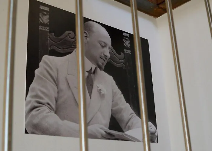 Torre Della Loggia - Dimora Storica - 3* オルトーナ