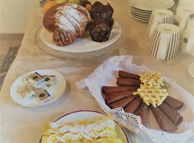 Torre Della Loggia - Dimora Storica - 3*