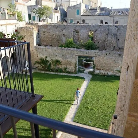 Torre Della Loggia - Dimora Storica - 3* Ortona