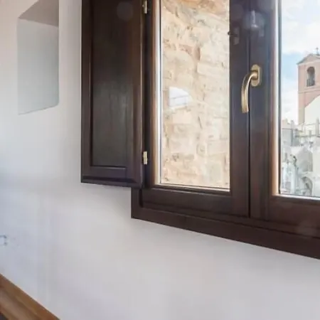 Torre Della Loggia - Dimora Storica - Bed & Breakfast 3*