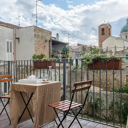 Torre Della Loggia - Dimora Storica - 3* Ortona