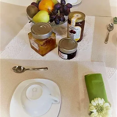 Bed and Breakfast Torre Della Loggia - Dimora Storica - 4*