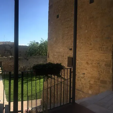 Torre Della Loggia - Dimora Storica - Frühstückspension 2*