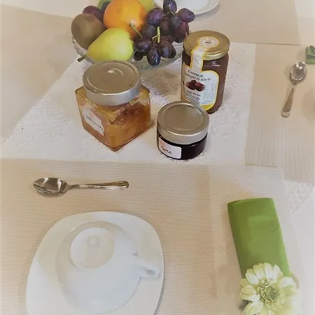 Torre Della Loggia - Dimora Storica - ベッド・アンド・ブレックファスト オルトーナ