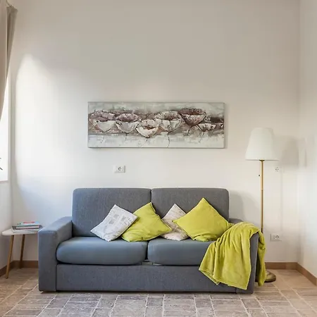 Torre Della Loggia - Dimora Storica - 2*