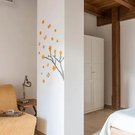 Torre Della Loggia - Dimora Storica - 3* オルトーナ