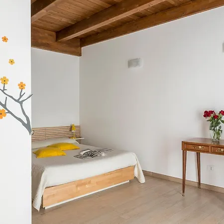 Torre Della Loggia - Dimora Storica - 3* Ортона