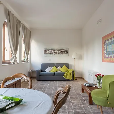 Torre Della Loggia - Dimora Storica -