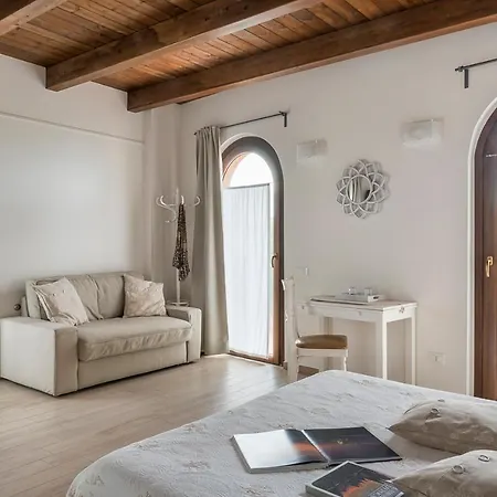 Torre Della Loggia - Dimora Storica - Bed & Breakfast Ortona