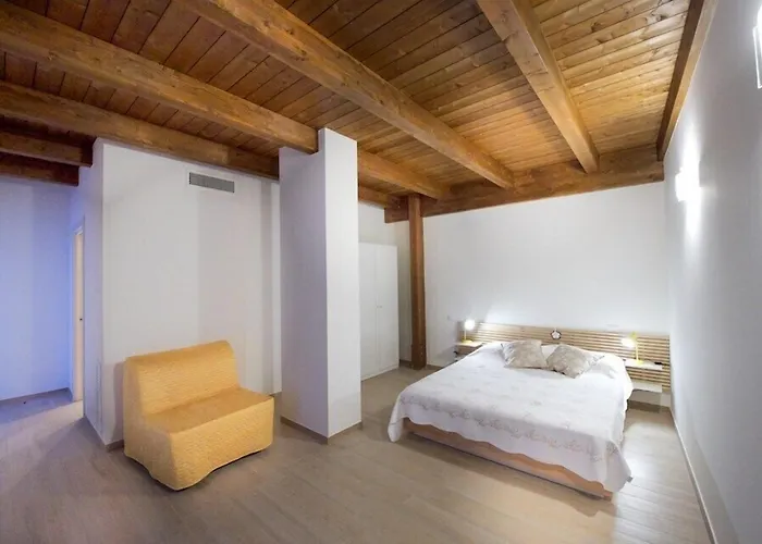 Torre Della Loggia - Dimora Storica - 3*