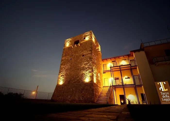 Torre Della Loggia - Dimora Storica - 3* Ortona
