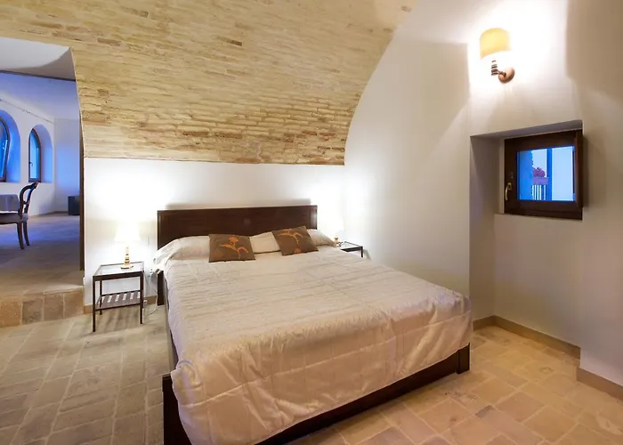 Torre Della Loggia - Dimora Storica - Bed & Breakfast Ortona