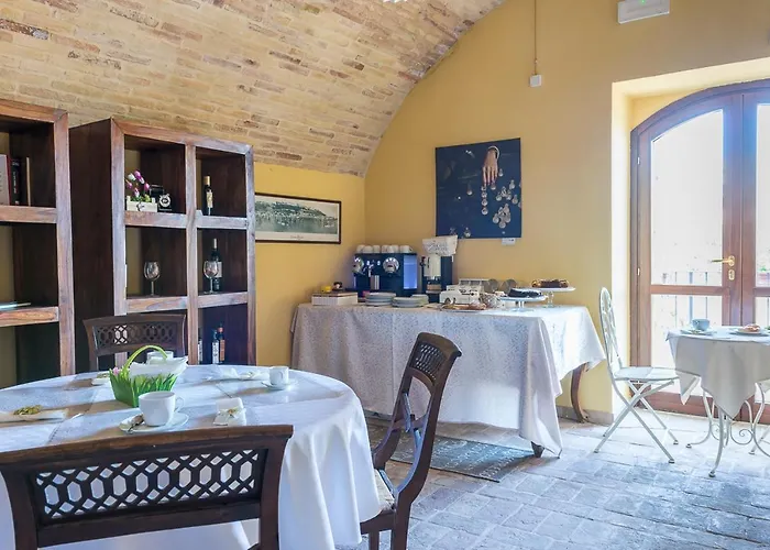 Torre Della Loggia - Dimora Storica - 3*