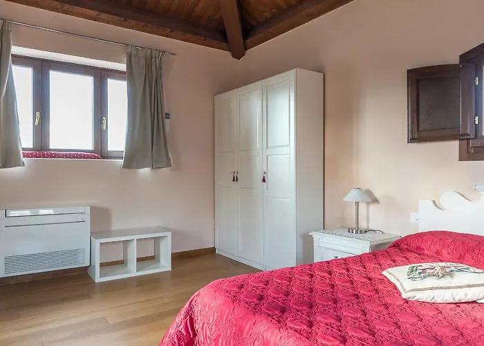 Torre Della Loggia - Dimora Storica - Bed & Breakfast