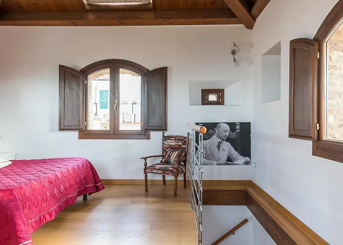 Torre Della Loggia - Dimora Storica - 3*