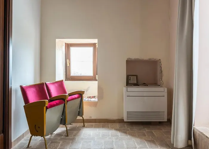 Torre Della Loggia - Dimora Storica - 3*